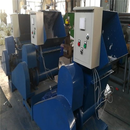 新平鄭州展浩泡沫加工機(jī)械 泡沫顆粒的用途與機(jī)械設(shè)備價(jià)格解析